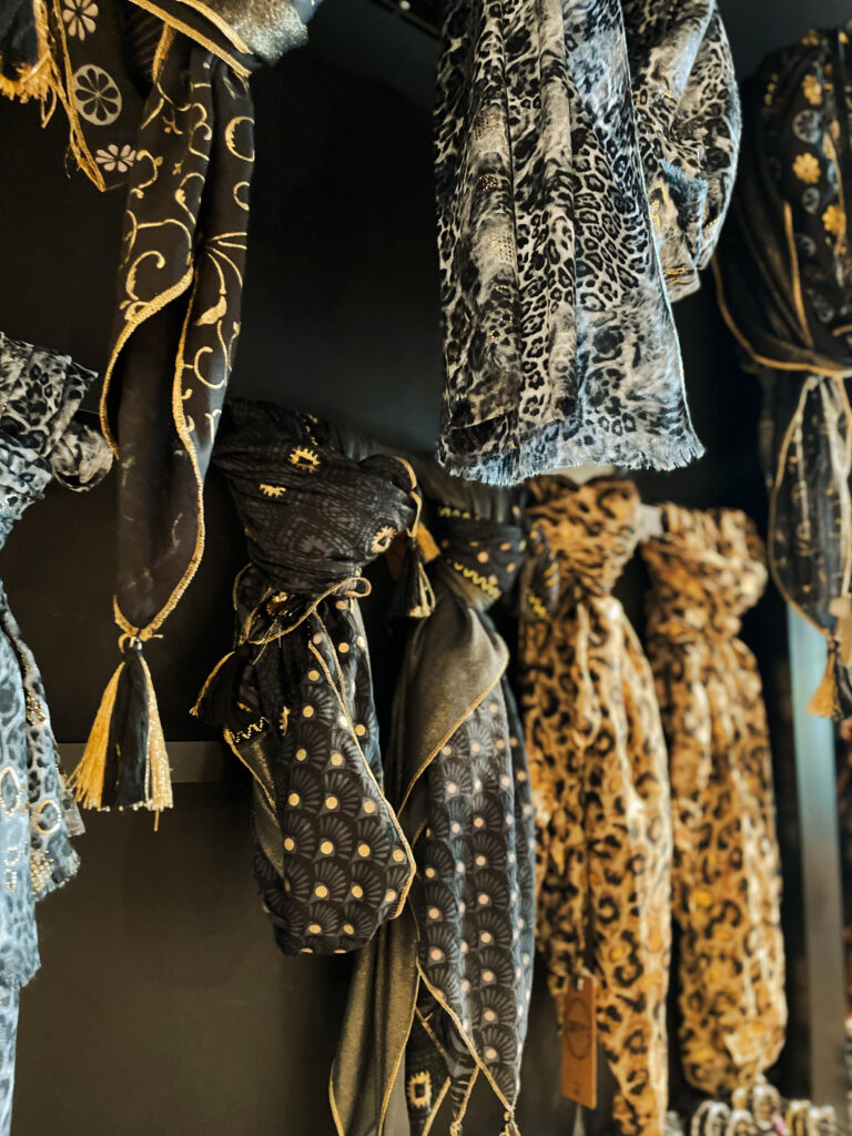 Écharpes : le must-have de l’hiver