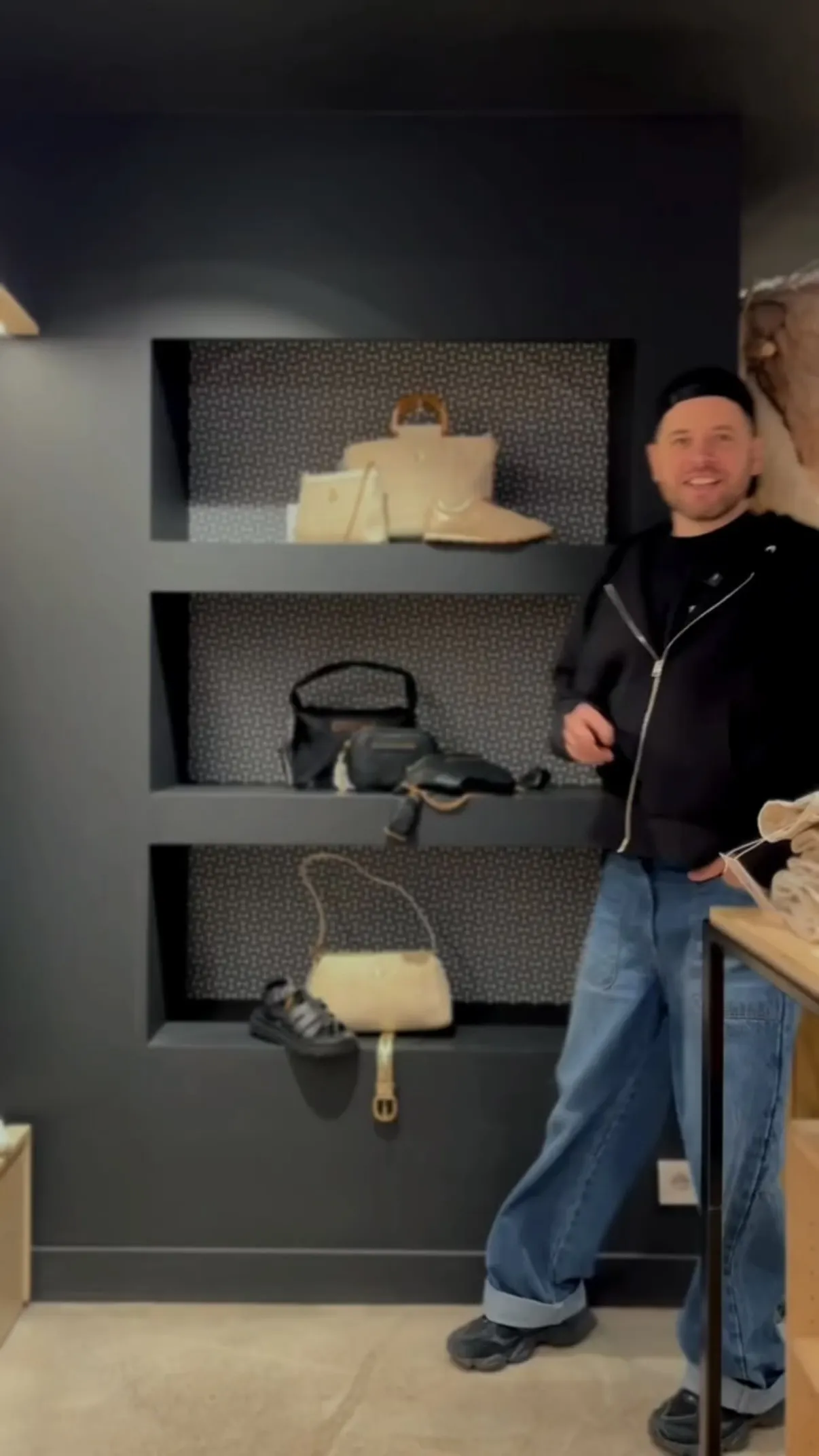 Coffy's - Prêt à porter Femme & Homme - 63051